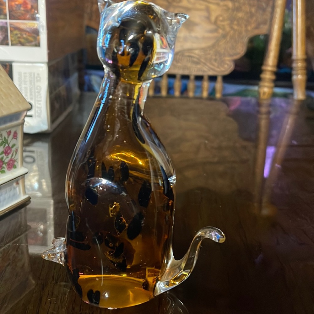 Vintage blown glass amber and black spotted cat